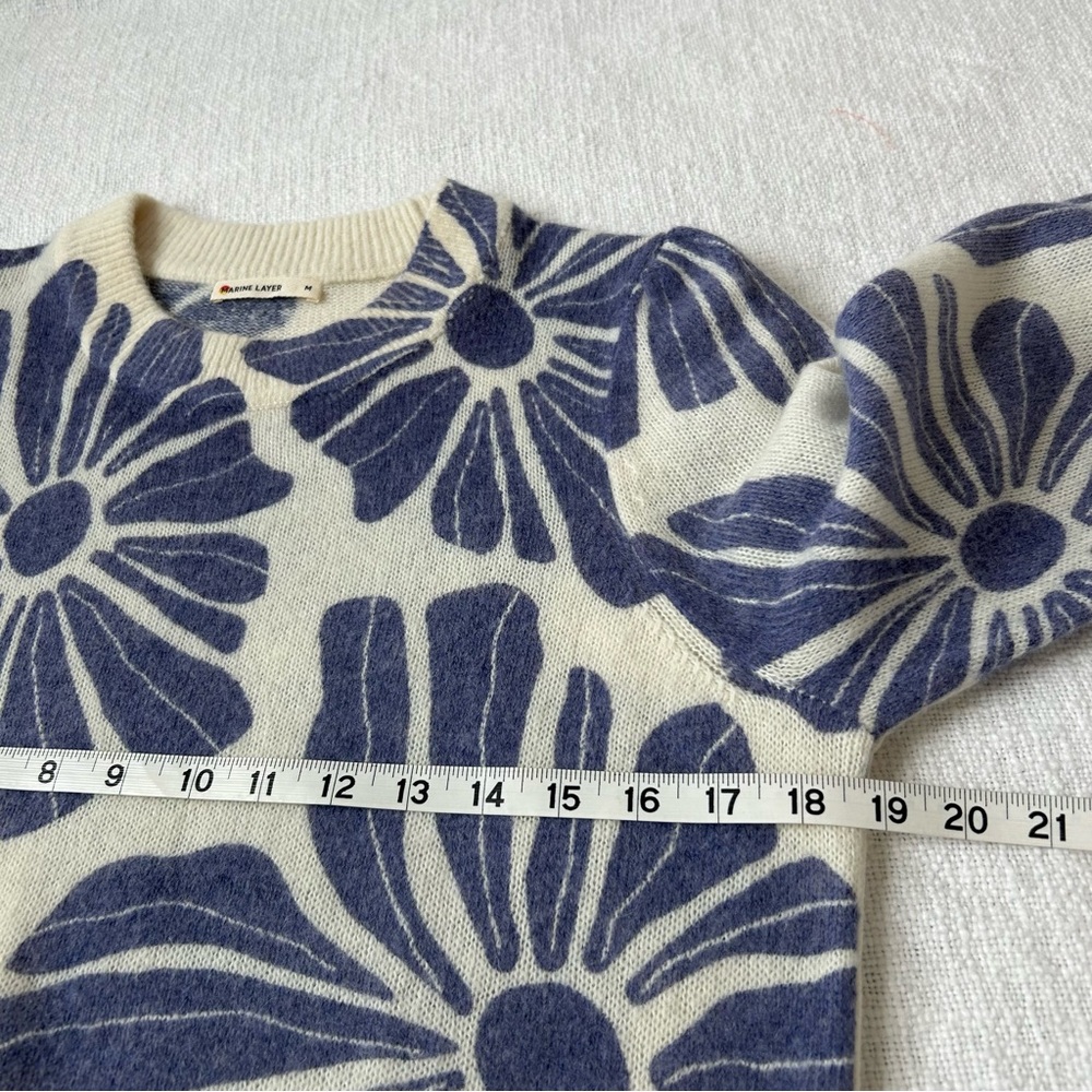Marine Layer Alma Puff- Sleeve Sweater Blue White Floral Size M Cozy Bold Preppy - Picture 7 of 11